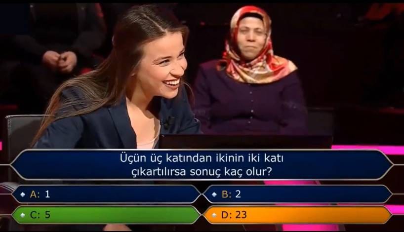 İki Üniversiteyi Bitirip İlkokul Sorusunu Bilemedi: Aradığı Mühendis Arkadaşı Yanlış Cevabı Söyleyince Yarışmadan Elendi 3