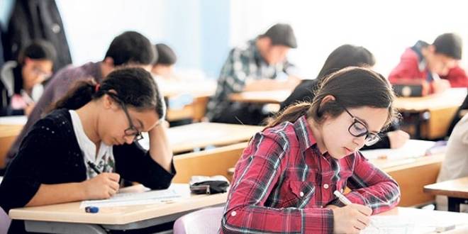 LGS'ye Hazırlanan Öğrenciler Dikkat: Bu 4 Taktiği Uygulayan Sınavı Geçiyor! 4