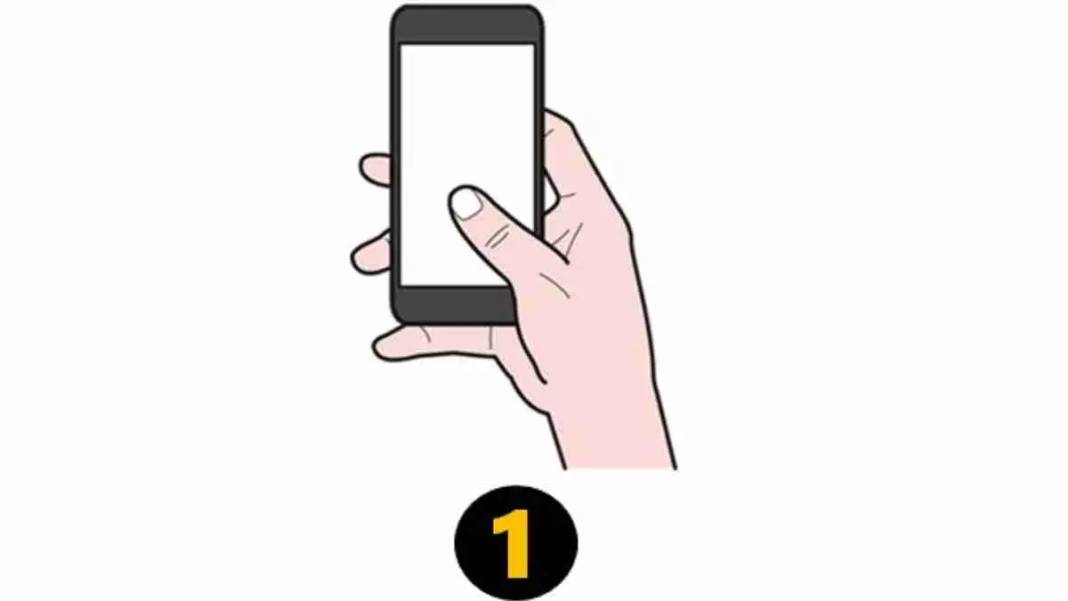 Telefonu Tutma Şekliniz Zekanız Hakkında İpuçlarını Ele Veriyor! 1