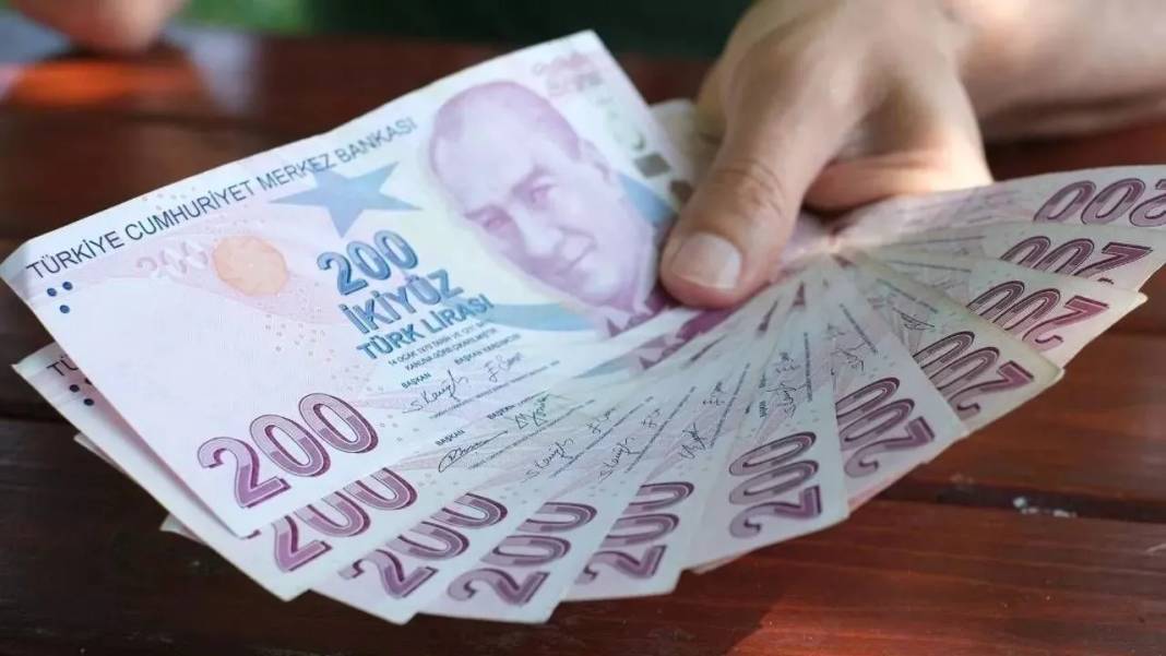 Bankada Parası Olanları İlgilendiriyor: Faiz Oranları Daha Fazla Yükselir Mi? 1 Milyon Liranın Getirisi Ne Kadar Oldu? 4