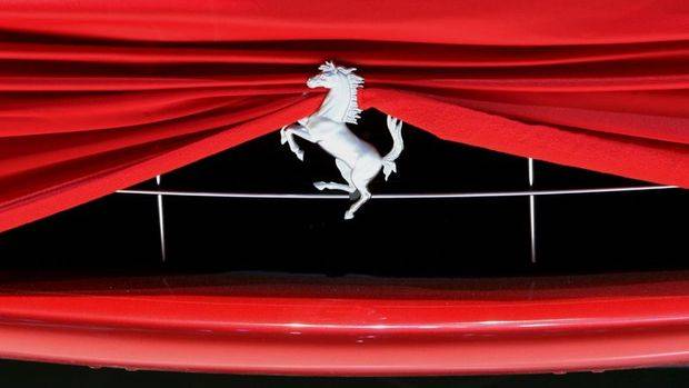 Ferrari'nin İlk Elektrikli Aracının Fiyatı Belli Oldu! 3