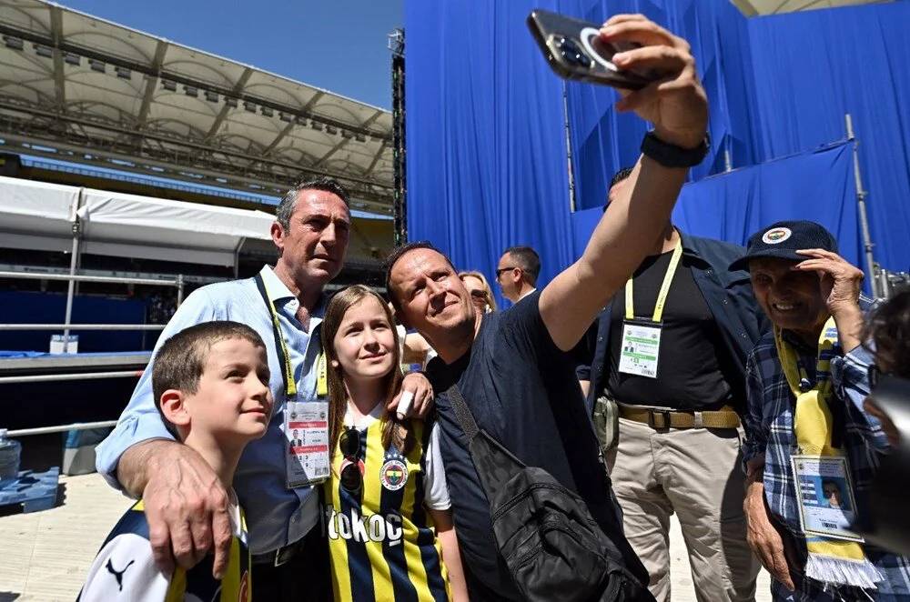 Fenerbahçe İçin Tarihi Seçim | İki Büyük Dev Yarıştı, Rekor Sayıda Oy Kullanıldı: Aziz Yıldırım Mı, Ali Koç Mu? 6