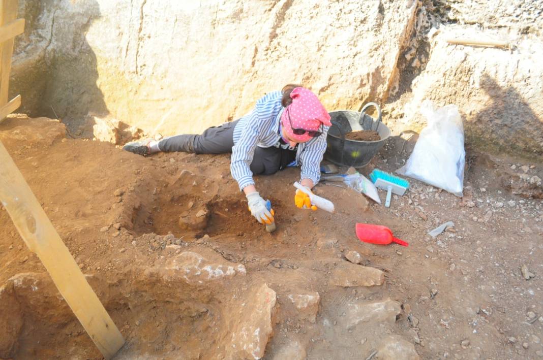 Diyarbakır'daki Arkeolojik Kazıda 6 Çocuğun Daha Mezarı Bulundu 4