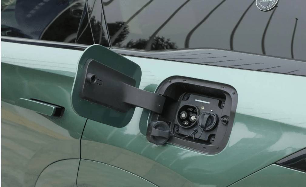 Chery hibrit SUV, Guinness Rekorlar Kitabı’na girdi: En yakın rakibine 300 km fark attı 5