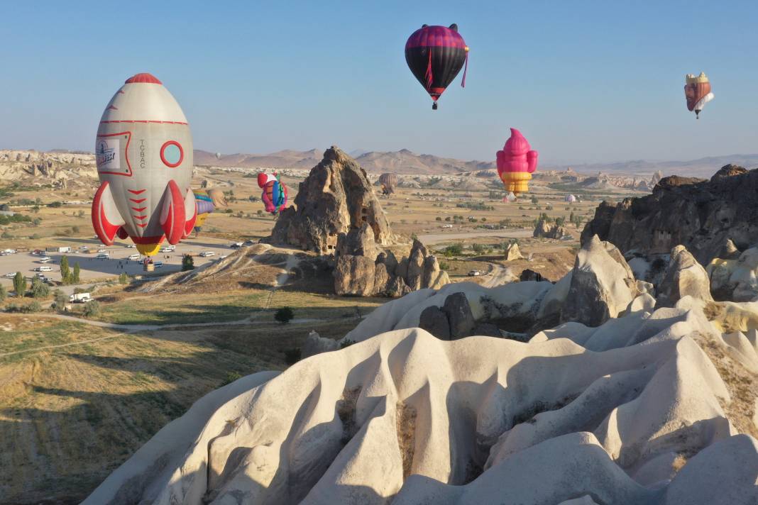 60 figür, 18 bayrak! Gökyüzünde böyle enfes görüntüler oluştu! 8