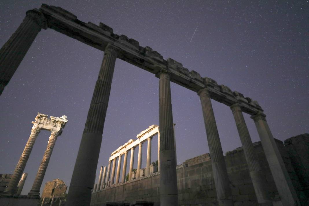 Türkiye'den 'Perseid meteor yağmuru' manzaraları 4