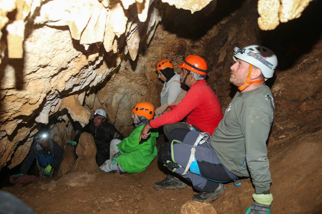 Hakkari'nin saklı hazinesi için tırmandılar 8