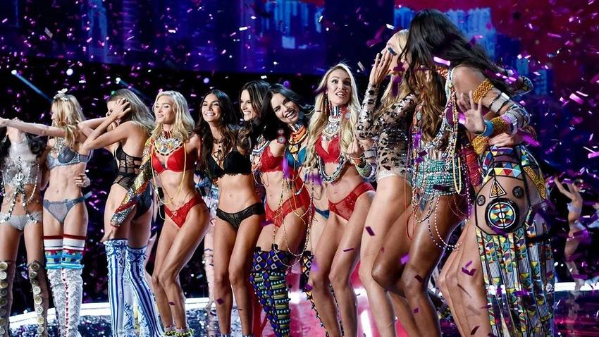 Victoria's Secret mankenlerinden kamera arkası ilk görüntüler 1