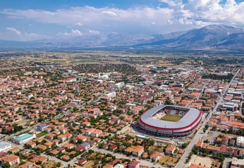 Türkiye'nin en uzun yaşam süresinin hangi ilde olduğu belli oldu. Bu listeye çok şaşıracaksınız... 24