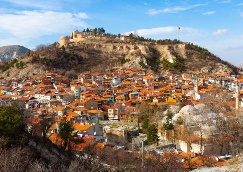 Türkiye'nin en uzun yaşam süresinin hangi ilde olduğu belli oldu. Bu listeye çok şaşıracaksınız... 43