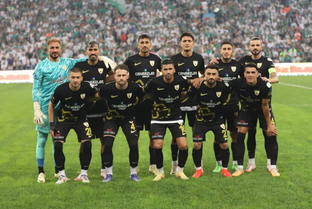 Bursaspor başa çıkamadı. Tepki yağınca geri adım atıldı 1