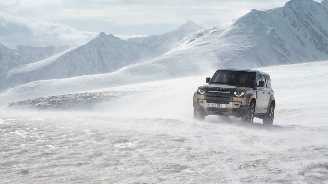 Land Rover Defender hibrit modeliyle Türkiye pazarına sunuldu! İşte fiyat listesi 2