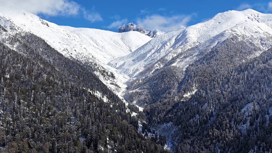 Rize kış gelmeden beyaza büründü 5