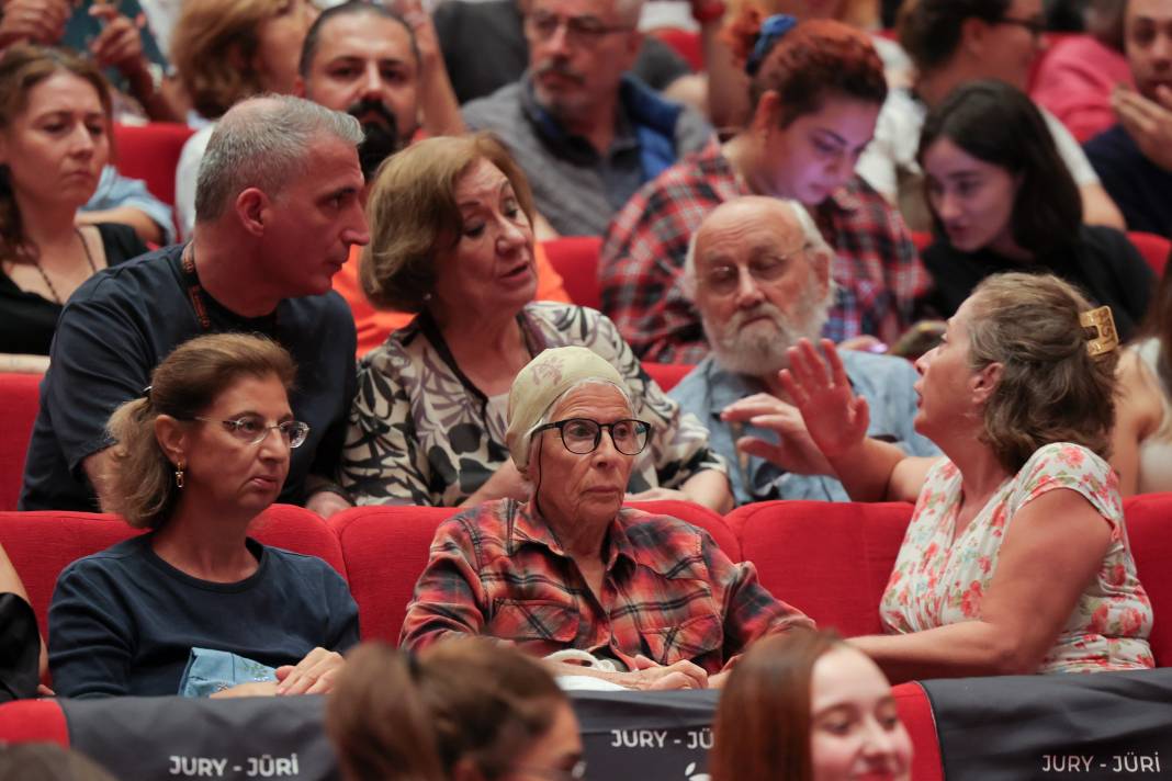 Altın Portakal'ın ilkini de 61'incisini de izledi 5