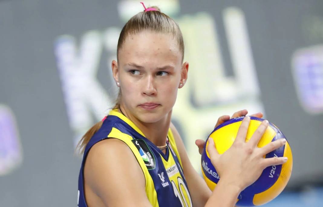 Ahh be Arina. İlk paylaşımını yaptı Fenerbahçelileri derinden yaraladı 6