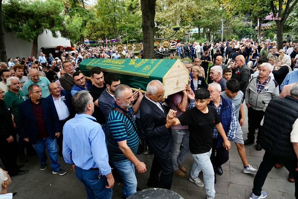 Eski CHP İstanbul İl Başkan Yardımcısı Mustafa Ataş son yolculuğuna uğurlandı 5