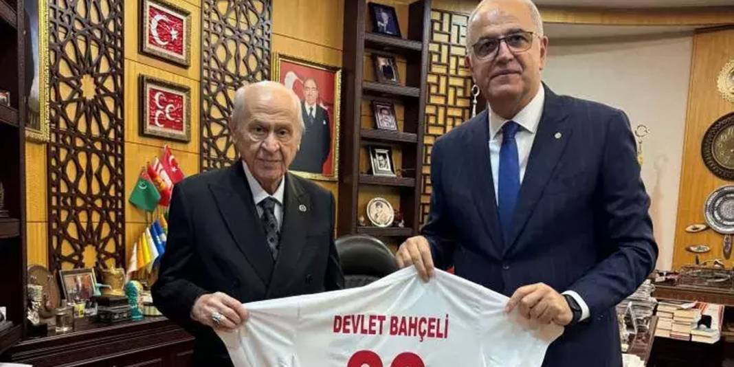 Üstündağ seçime 6 gün kala Devlet Bahçeli'ye gitti 5