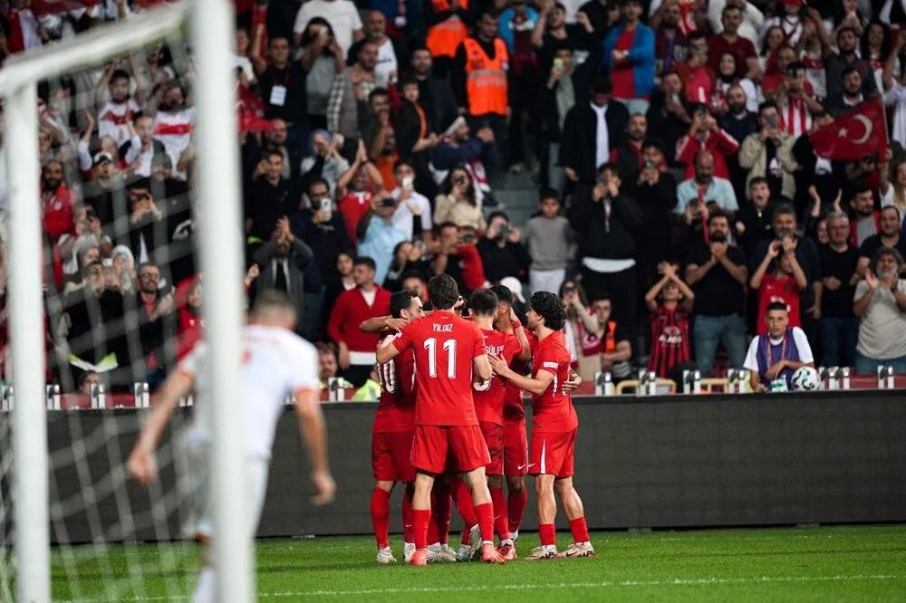 Galatasaray istemeye istemeye bıraktı. TFF havada kaptı 6