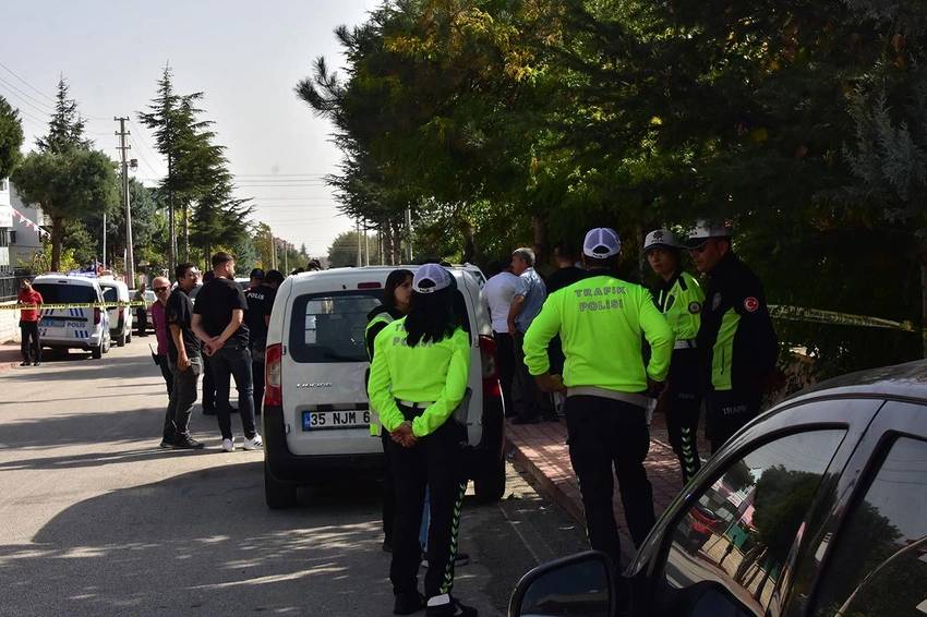 Polisi bıçaklayan saldırganla ilgili şok gerçek ortaya çıktı 5