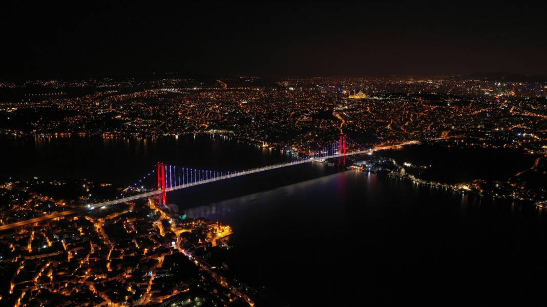 Gece yarısından itibaren İstanbul'un 22 ilçesinde 8 saati bulacak elektrik kesintisi 1