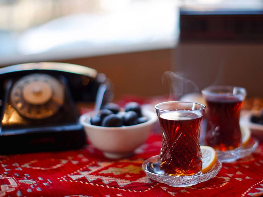 Çay bardaklarını ilk günkü gibi parlatacak temizlik tüyosu açıklandı 2