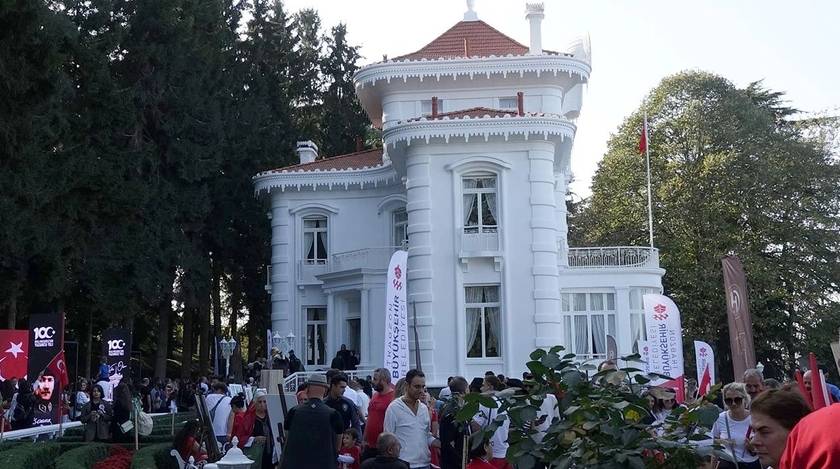 Atatürk vasiyetini bu köşkte yazdı. 10 Kasım'da girişler ücretsiz 4