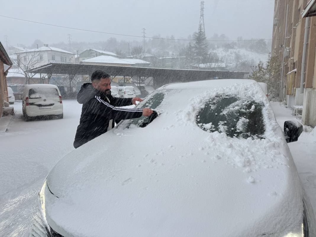 Yozgat ve Sivas'ta kar yağışı etkili oldu 6