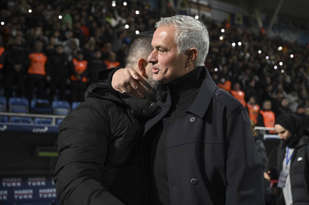 Mourinho'nun bu akşam İstanbul'dan ayrılacağını açıkladı 6