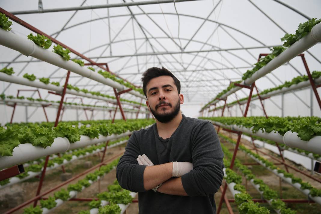Yılın 8 ayı 40 günde bir hasat yapıyor. Bunun için işini bıraktı 1