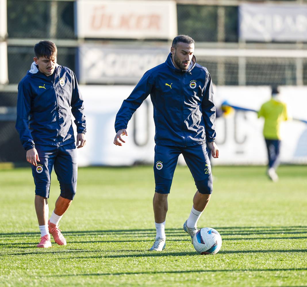 Fenerbahçe'de kazanan takım galibiyet pozu verdi 4
