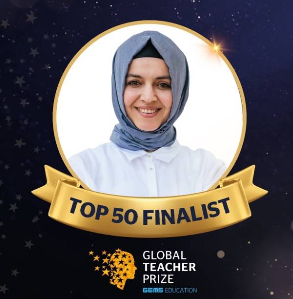 Rumeysa Çevlik dünyanın en iyi 50 öğretmeni listesine girdi. Kazanırsa 35 milyon lira alacak 4