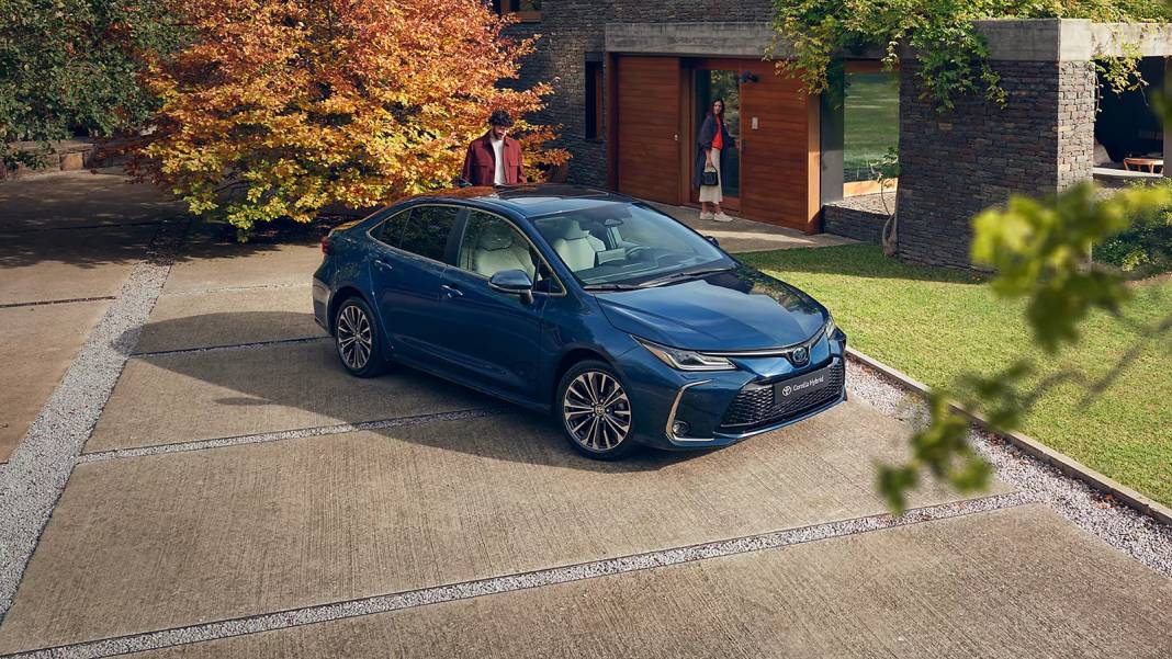 Toyota 3 modelde 200 bin lira indirim yaptı. Son 15 gün 4