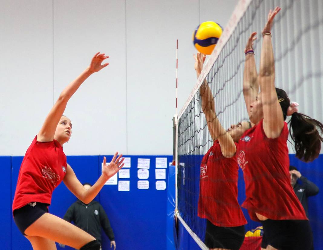 Geleceğin Zehra Güneş'i Antalya'da yetişiyor: Karşınızda Lara gümbür gümbür geliyor 1