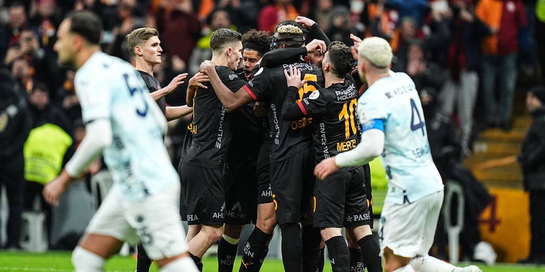 Galatasaray maçındaki skandal yabancı basının gündemine oturdu - Fotoğraf: 2
