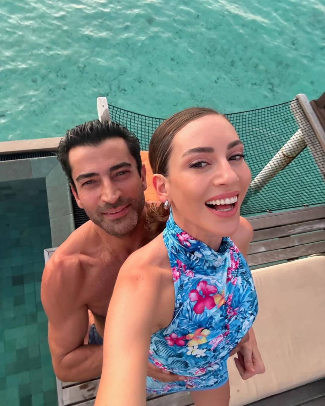 Ünlülerden Sevgililer Günü paylaşımları: Esra Erol'dan Tarkan'a... 10