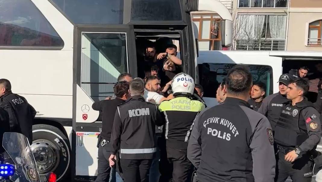Bursaspor maçı bitti ortalık karıştı - Fotoğraf: 8