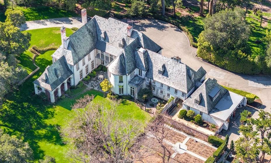 Ünlü çiftin lüks şatosu satışa çıkarıldı: 40 milyon dolar 5