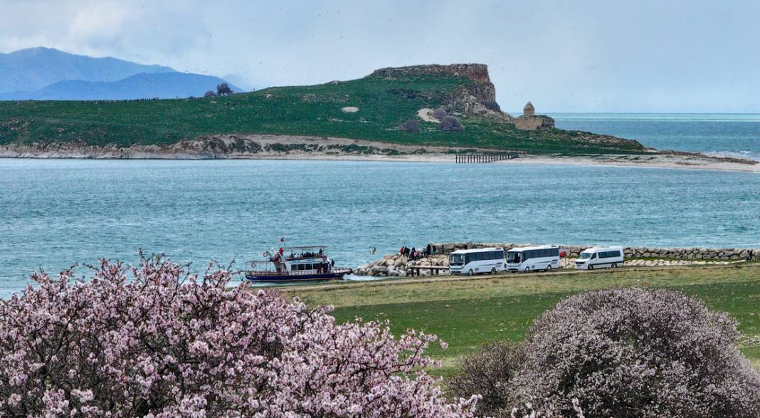 Çarpanak Adası doğaseverleri cezbediyor 11