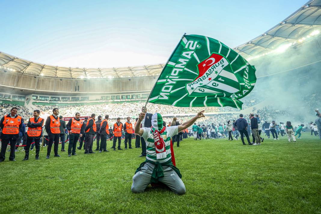 Bursaspor'un şampiyonluk kupası AKP'ye gitti 2