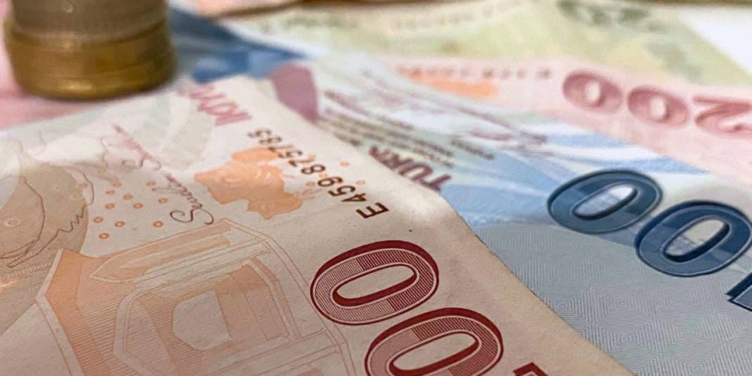 Mevduat faizleri uçtu! İşte TL'nin faiz getirisi 5