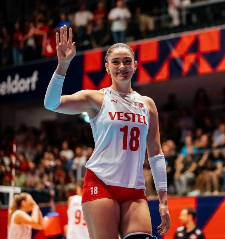 Zehra Güneş mesajı verdi: Geliyorum 6