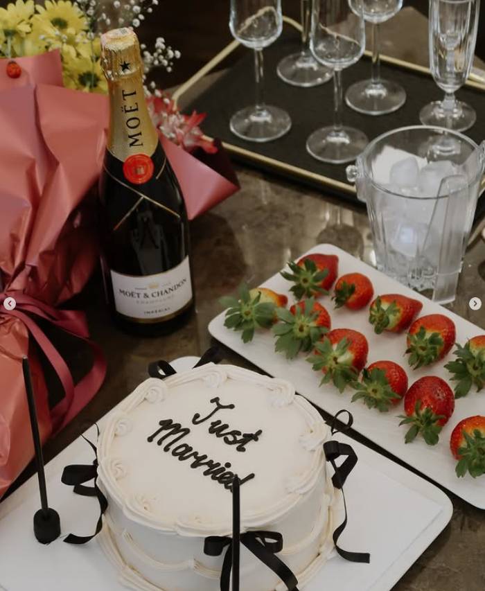 Hafta sonu magazin dünyasında nişan rüzgarı! Ünlüler peş peşe 'evet' dedi 17