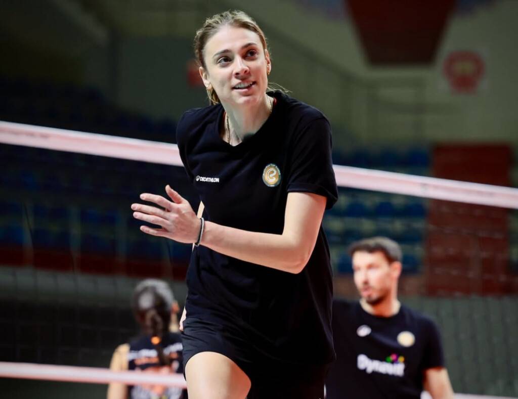 Hande Baladın yaktı da gitti 8