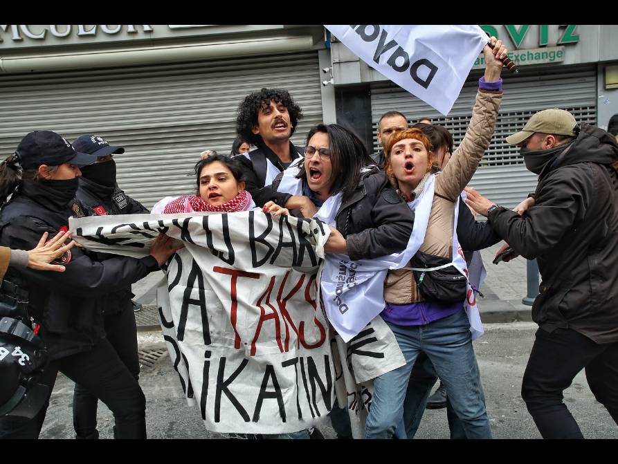 Kadıköy'deki sert müdahale Mecidiyeköy'e taştı! 6