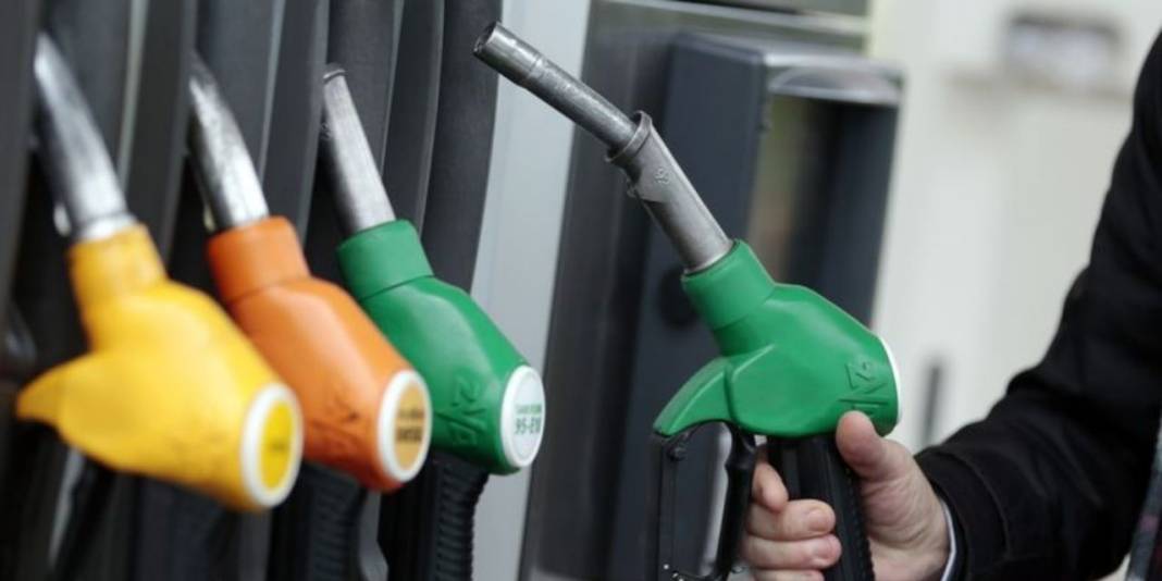 İndirim sinyali verildi! 4 Mayıs benzin, motorin ve LPG fiyat listesi 1