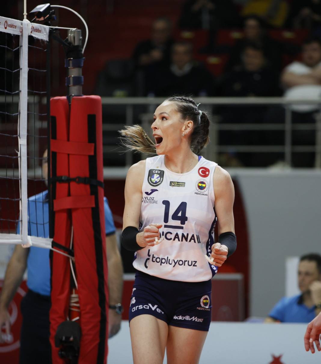 Eda Erdem gitti: Meliha Diken'i de götürdü 3