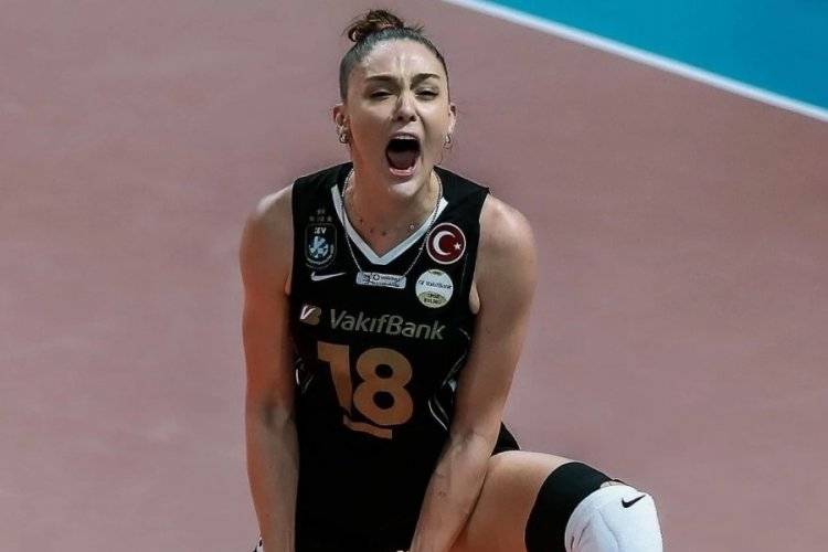 Zehra Güneş seve seve kabul etti: Bir parçasını bıraktı 6