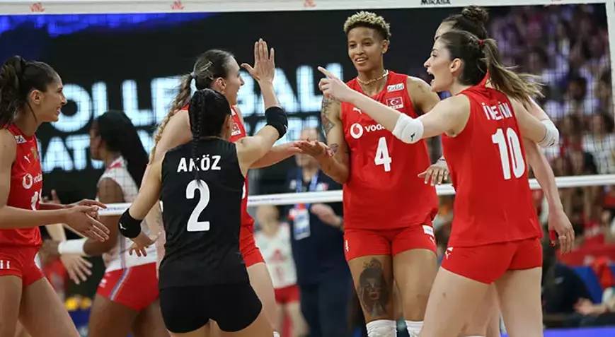 Zehra Güneş seve seve kabul etti: Bir parçasını bıraktı 3