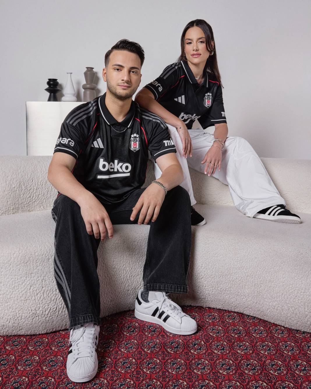 Beşiktaş'ın yeni sezon formaları çıktı 9