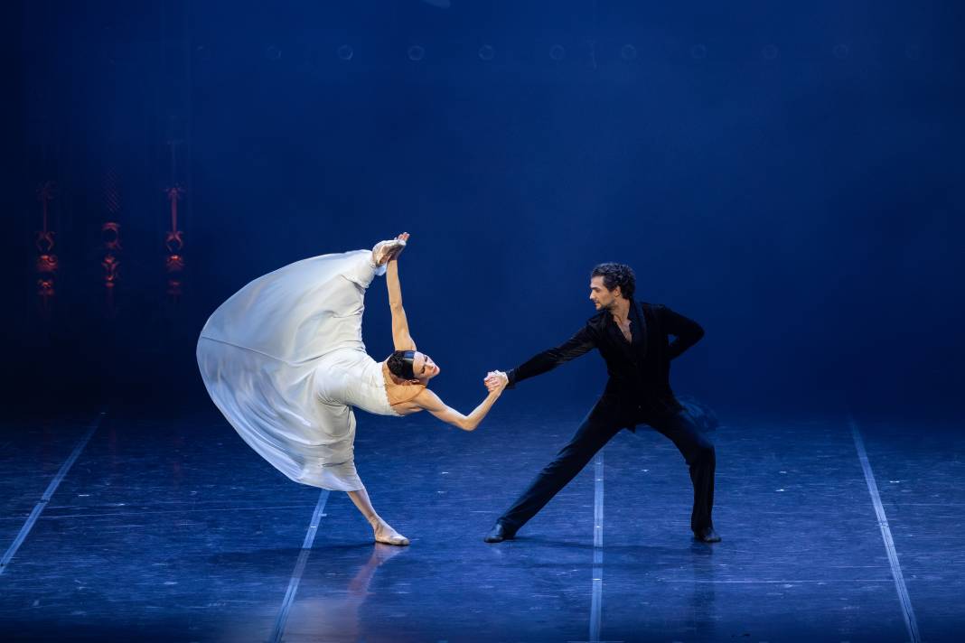 Tolstoy’un ölümsüz aşkı “Anna Karenina”, Tchaikovsky müziğiyle AKM’de yankılandı 5